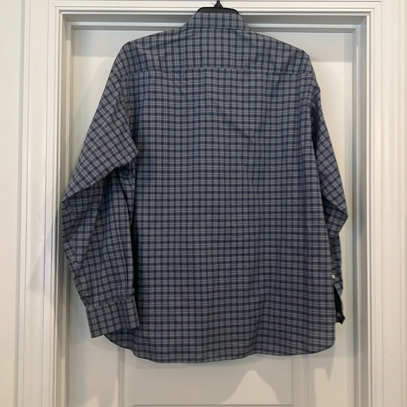 Men’s Joseph Abboud Non-Iron Classic Fit long sleeve shirt - Picture 3 of 3